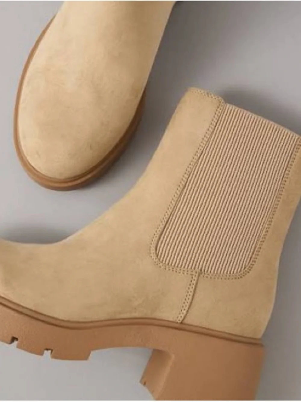 Steve Madden women  Beige Suede Sock Chelsea Platform Boots US 7.5
